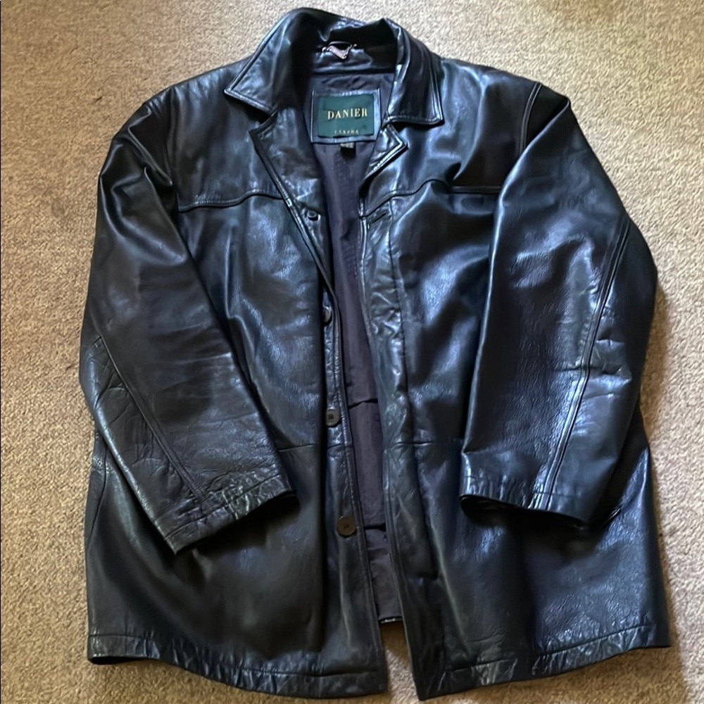 Danier Vintage Heavierweight Black Leather  - Men's XL Jacket